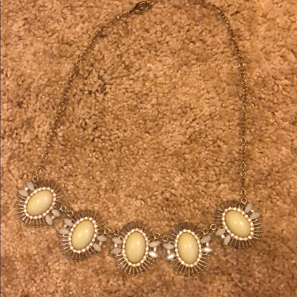Statement necklace